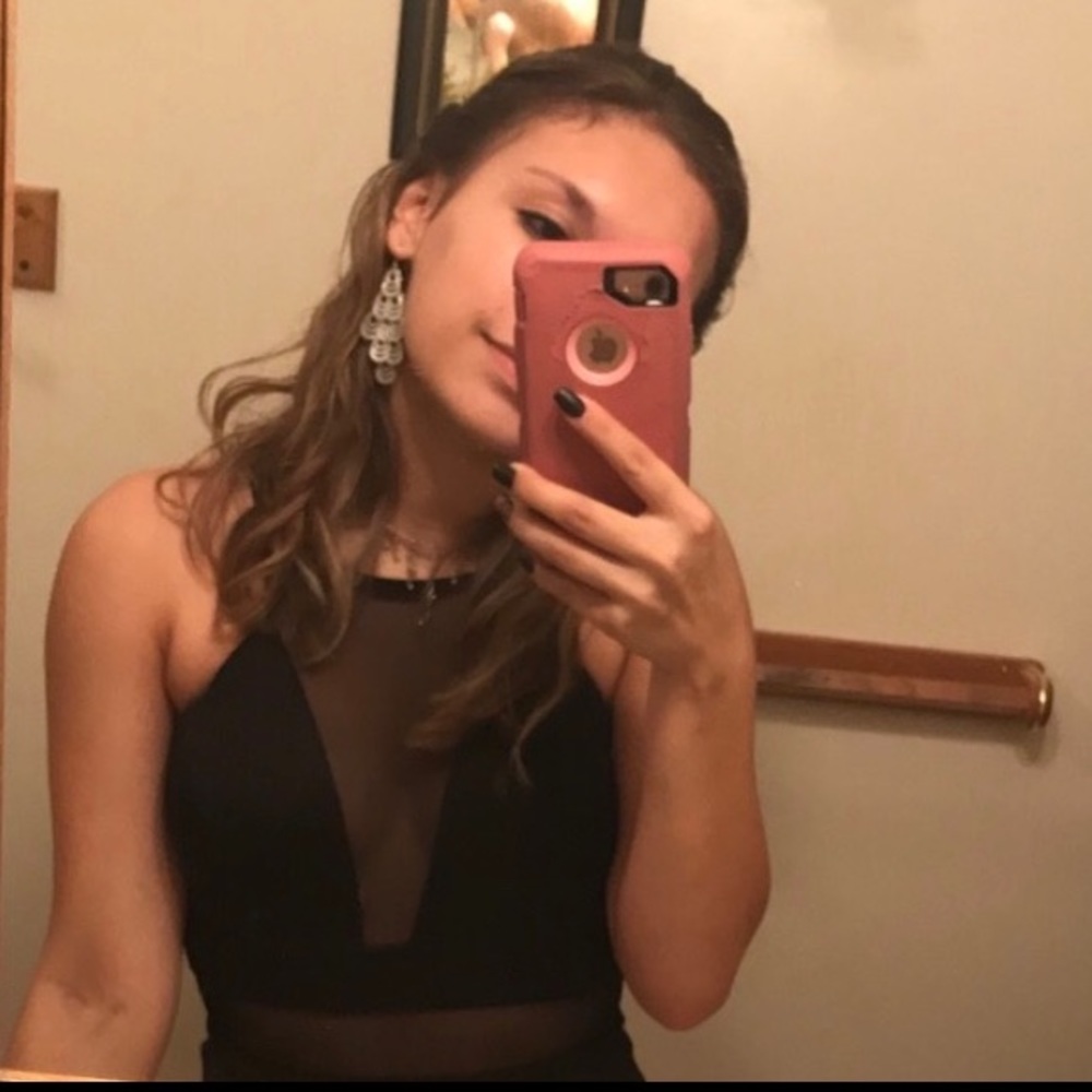 black skin tight dress